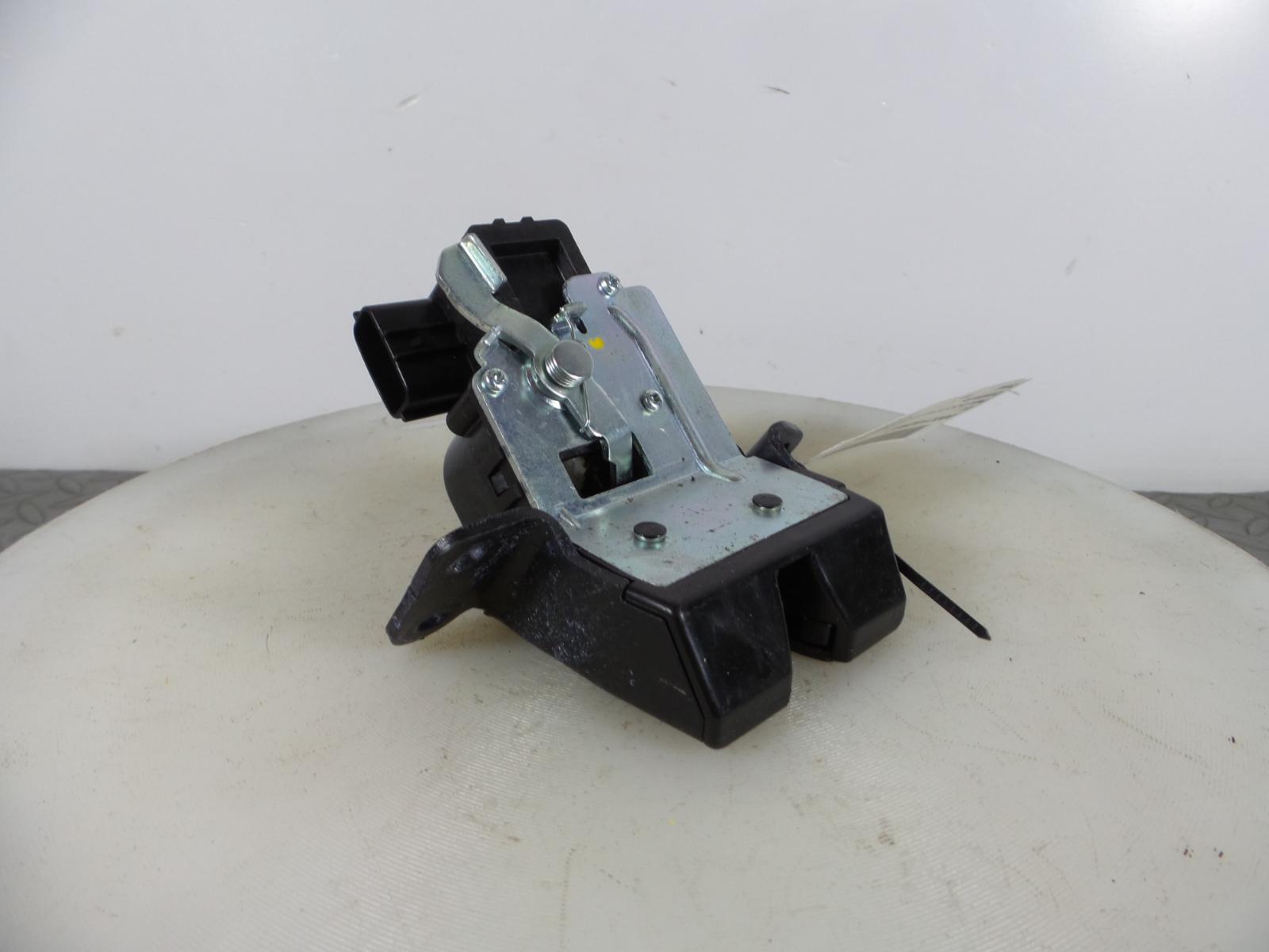 2012 HYUNDAI I30 Diesel 5 Door Hatchback Tailgate Boot Lock eBay