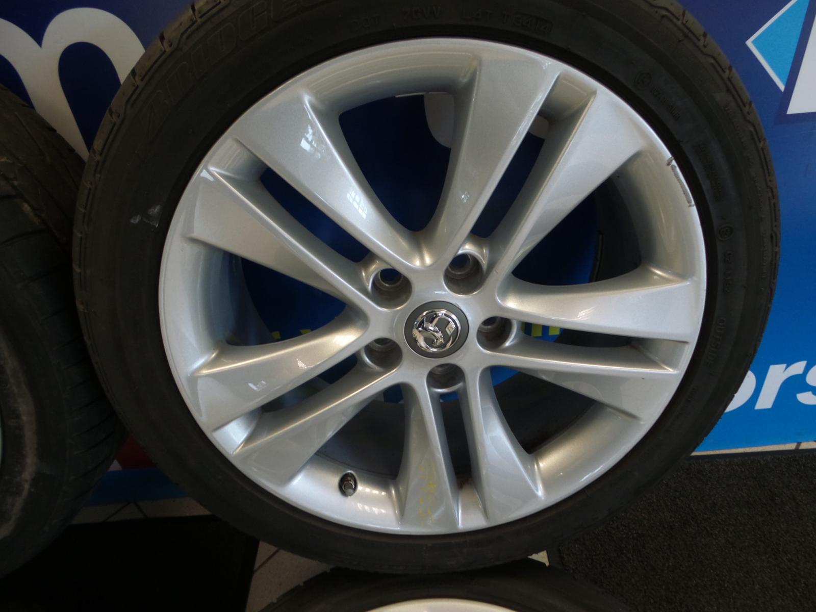 2015 VAUXHALL ZAFIRA Tourer Alloy Wheel Set 5 stud 5 twin spoke 8J x 18