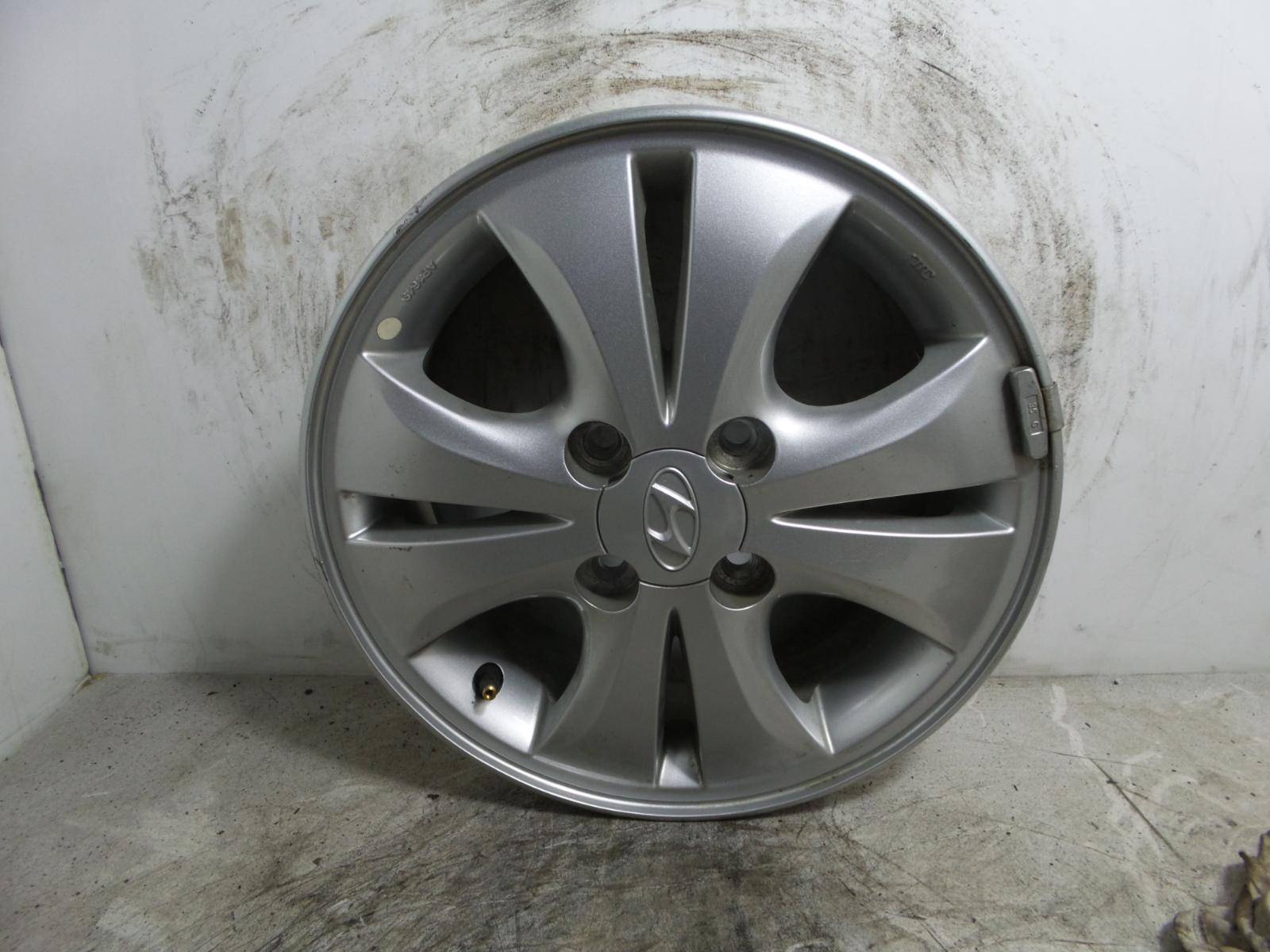 2013 HYUNDAI I10 Alloy Wheel 4 Stud 4 TwinSpoke Design 5.5J x 14 Inch